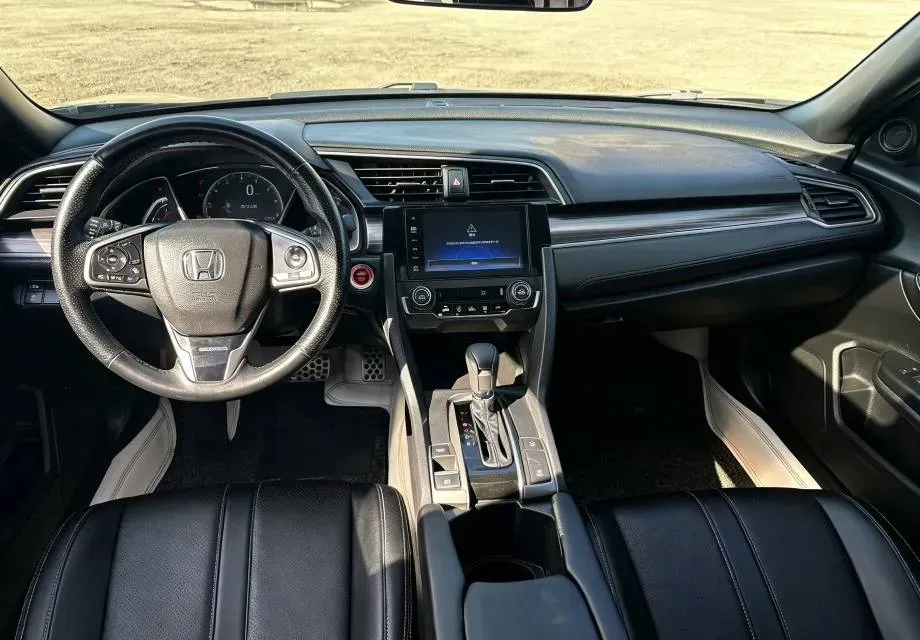 2021 Honda Civic 1.5T 177HP L4 CVT,autocango,china used car exporter,china ev exporter,chinese used car exporter,chinese used ev exporter