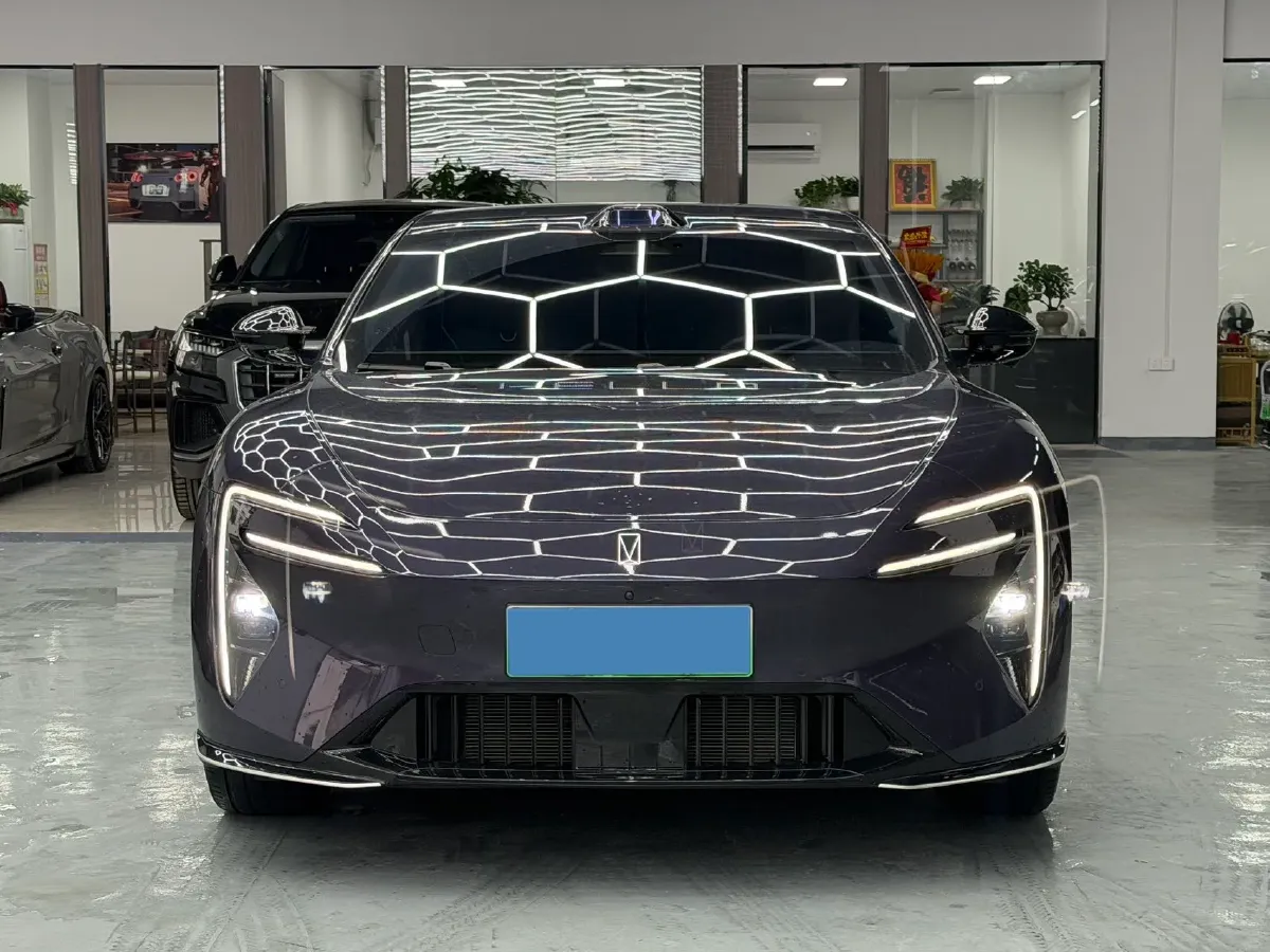 2025 Avatr 06 BEV,autocango,china used car exporter,china ev exporter,chinese used car exporter,chinese used ev exporter