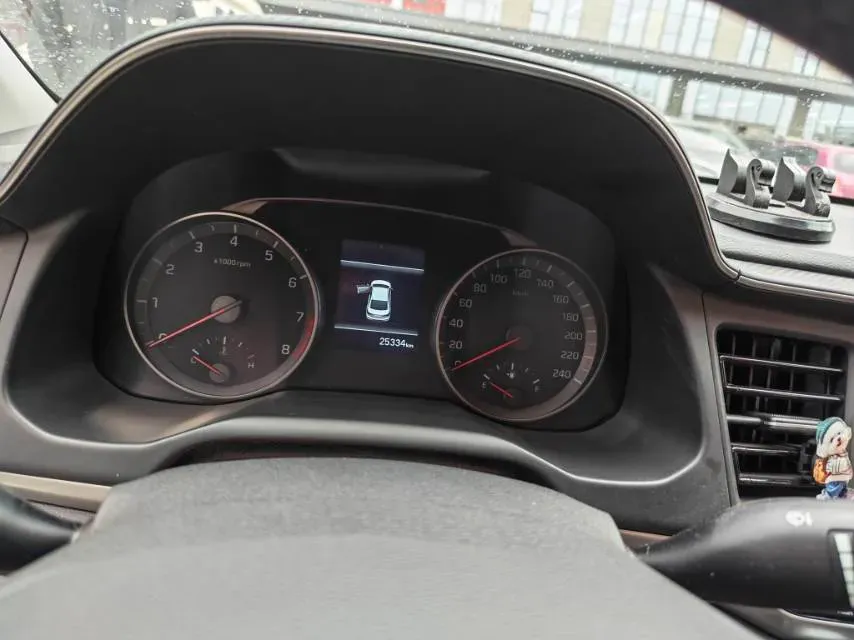 2019 Hyundai Elantra 1.5L 115HP L4 CVT,autocango,china used car exporter,china ev exporter,chinese used car exporter,chinese used ev exporter