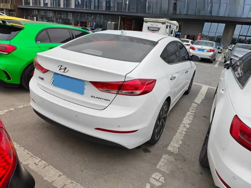 2019 Hyundai Elantra 1.5L 115HP L4 CVT,autocango,china used car exporter,china ev exporter,chinese used car exporter,chinese used ev exporter