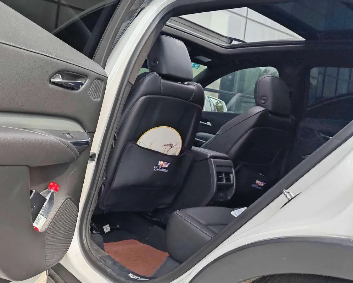 2020 Cadillac XT4 2.0T 241HP L4 9AT,autocango,china used car exporter,china ev exporter,chinese used car exporter,chinese used ev exporter