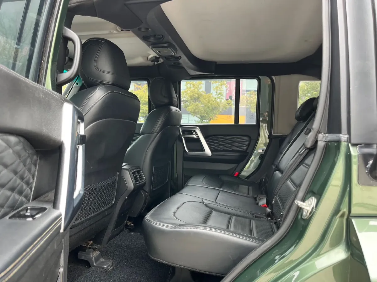 2018 Beijing BJ40 2.3T 250HP L4 6AT,autocango,china used car exporter,china ev exporter,chinese used car exporter,chinese used ev exporter