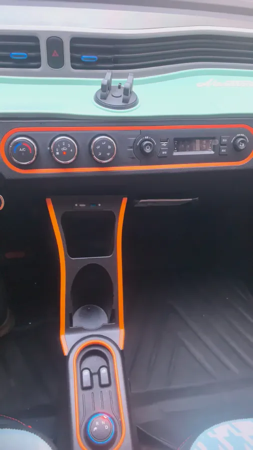 2022 WuLing HongGuang MINI EV BEV 13.9KWH,autocango,china used car exporter,china ev exporter,chinese used car exporter,chinese used ev exporter