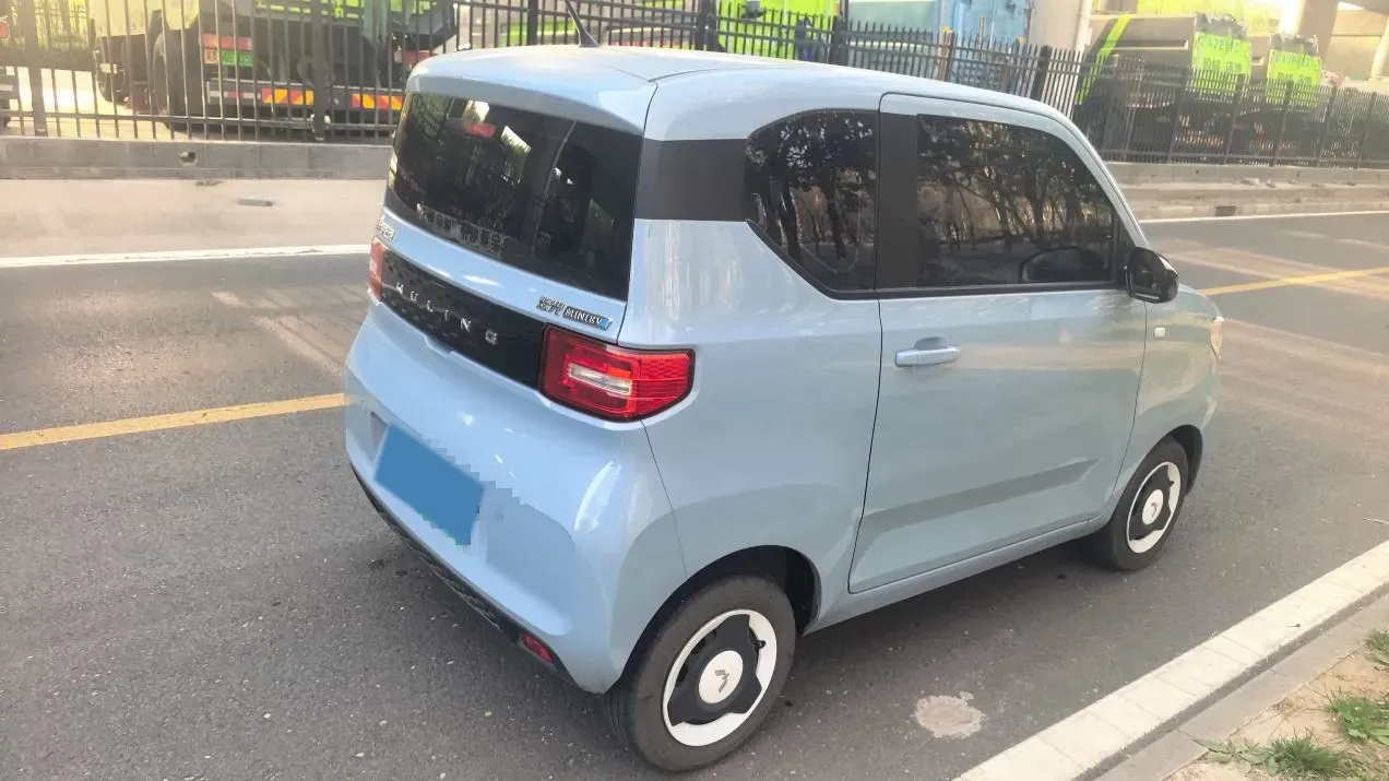 2022 WuLing HongGuang MINI EV BEV 13.9KWH,autocango,china used car exporter,china ev exporter,chinese used car exporter,chinese used ev exporter