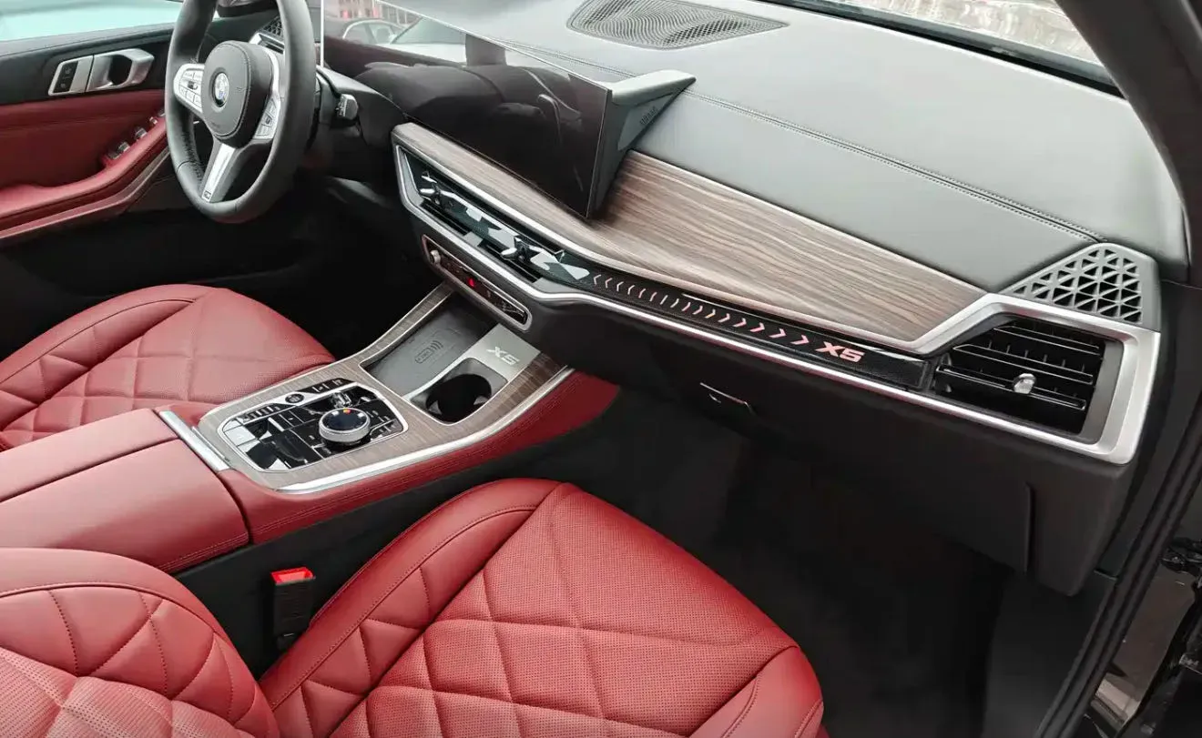 2025 BMW X5 3.0T 381HP L6 8AT,autocango,china used car exporter,china ev exporter,chinese used car exporter,chinese used ev exporter