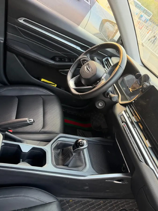 2022 Geely Emgrand 1.5L 114HP L4 5MT,autocango,china used car exporter,china ev exporter,chinese used car exporter,chinese used ev exporter