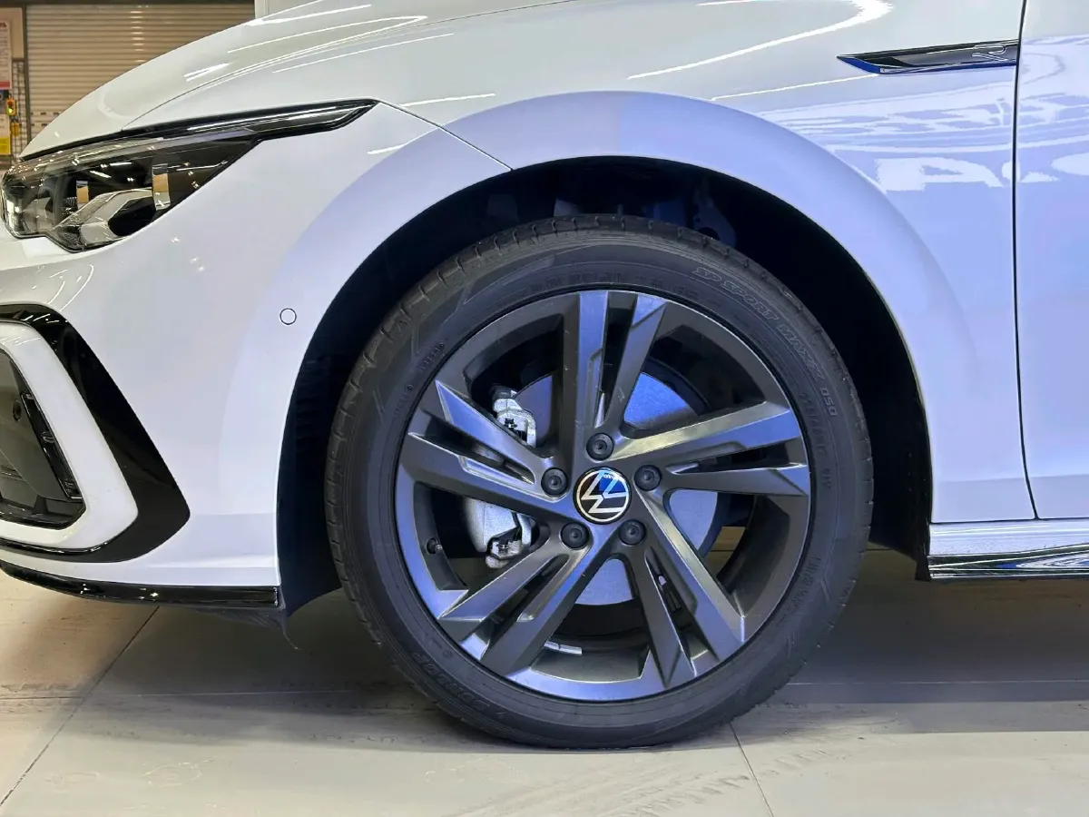 2023 Volkswagen Golf 1.4T 150HP L4 7DCT,autocango,china used car exporter,china ev exporter,chinese used car exporter,chinese used ev exporter