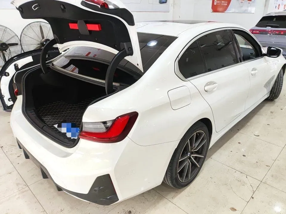 2023 BMW 3 Series 2.0T 156HP L4 8AT,autocango,china used car exporter,china ev exporter,chinese used car exporter,chinese used ev exporter