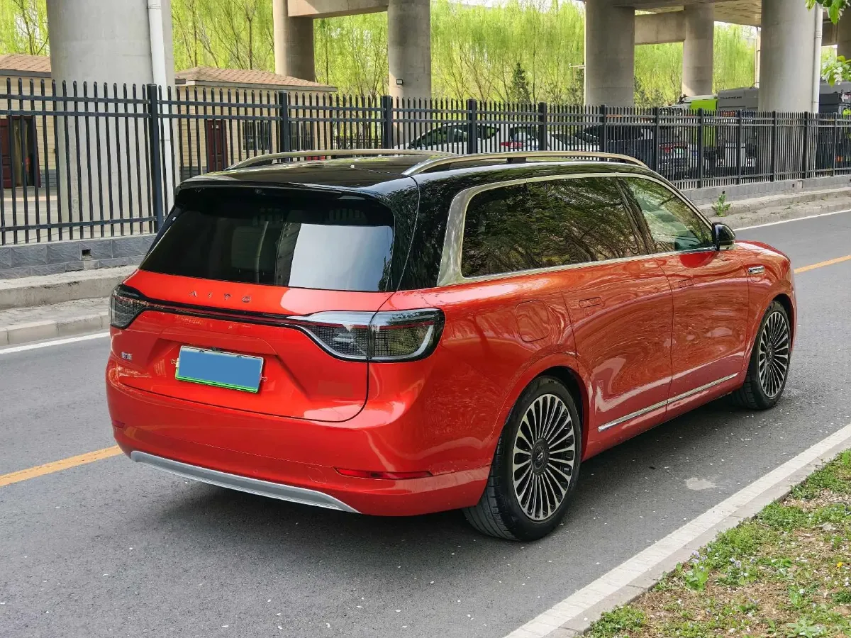 2024 AITO AITO M9 1.5T 152HP L4 REEV 42KWH,autocango,china used car exporter,china ev exporter,chinese used car exporter,chinese used ev exporter
