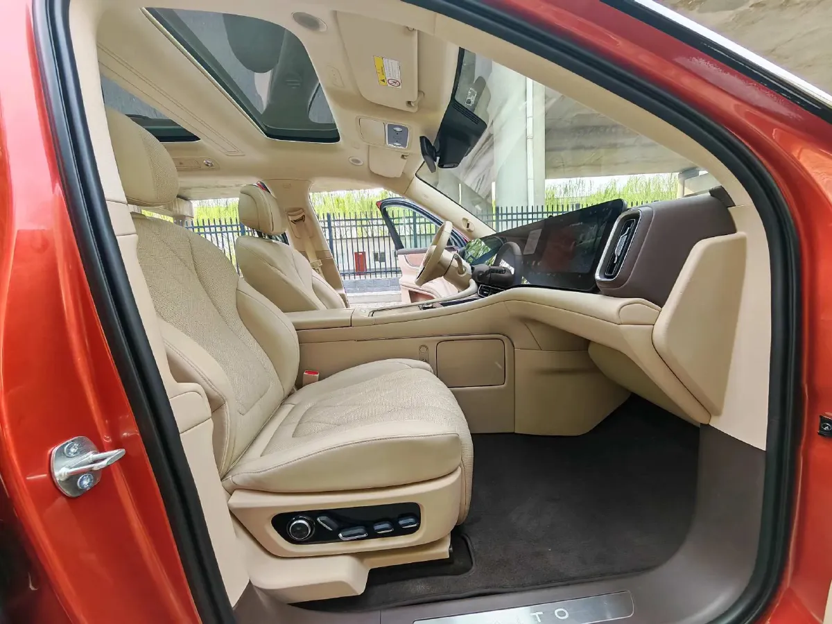 2024 AITO AITO M9 1.5T 152HP L4 REEV 42KWH,autocango,china used car exporter,china ev exporter,chinese used car exporter,chinese used ev exporter