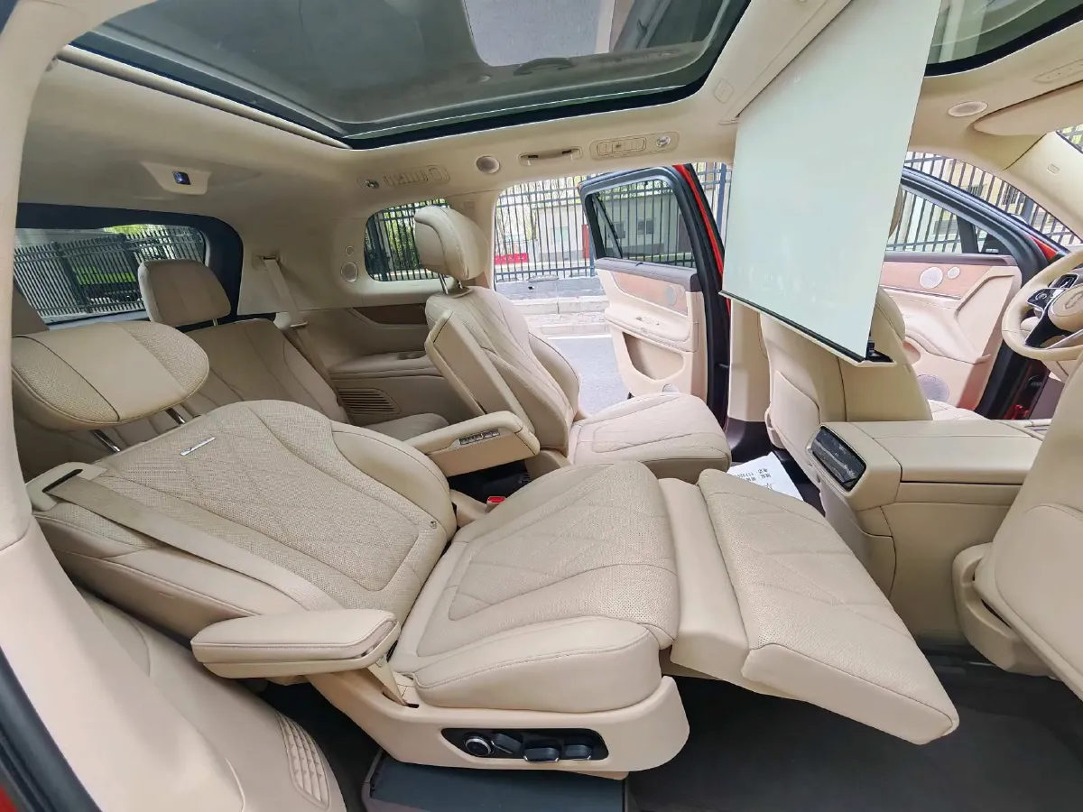 2024 AITO AITO M9 1.5T 152HP L4 REEV 42KWH,autocango,china used car exporter,china ev exporter,chinese used car exporter,chinese used ev exporter