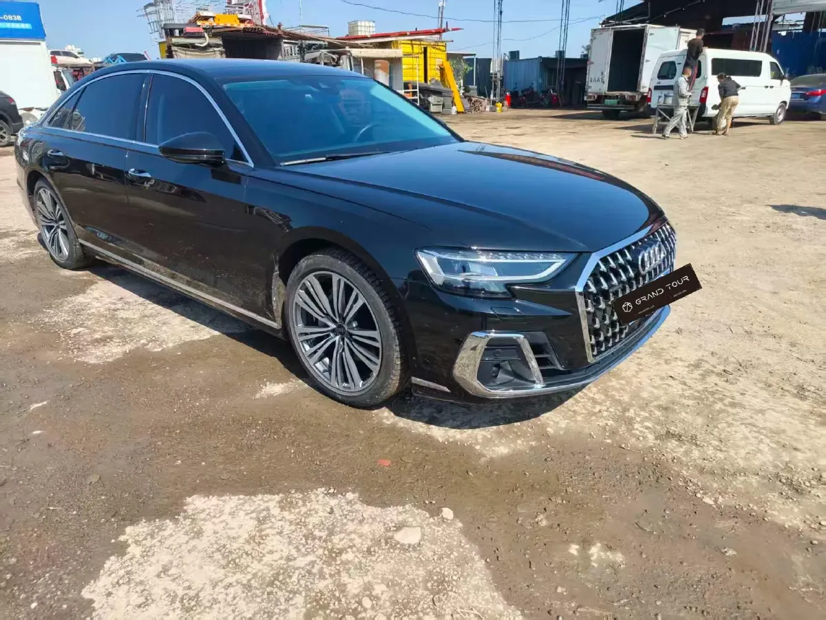 2024 Audi A8 2.0T 265HP L4 8AT,autocango,china used car exporter,china ev exporter,chinese used car exporter,chinese used ev exporter