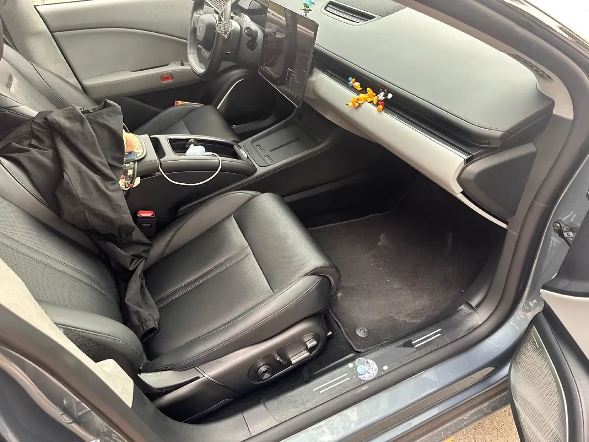 2025 Zeekr 007 BEV 75KWH,autocango,china used car exporter,china ev exporter,chinese used car exporter,chinese used ev exporter