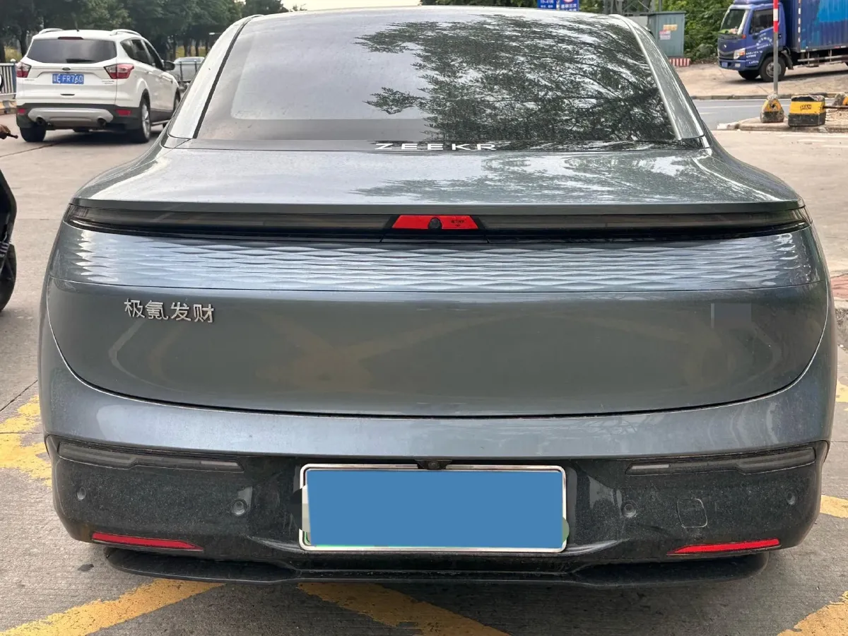 2025 Zeekr 007 BEV 75KWH,autocango,china used car exporter,china ev exporter,chinese used car exporter,chinese used ev exporter