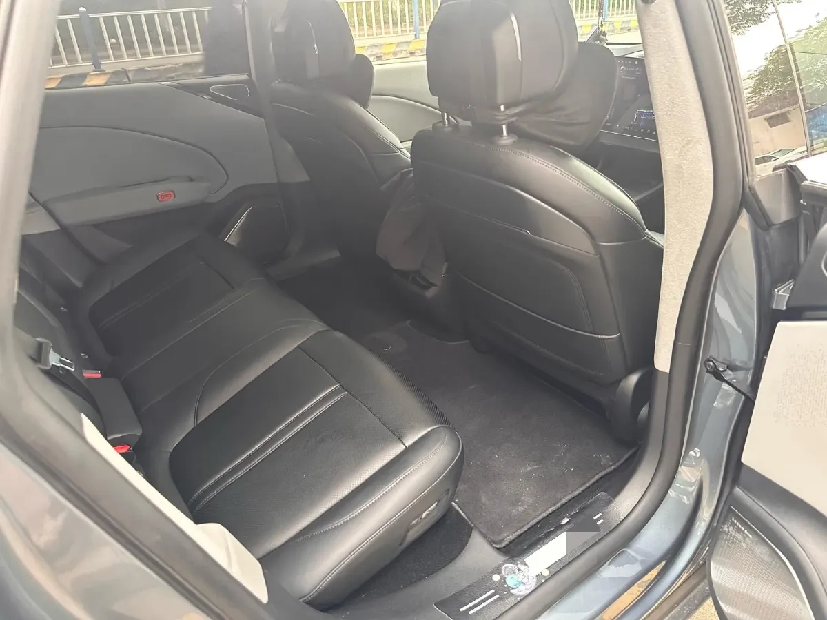 2025 Zeekr 007 BEV 75KWH,autocango,china used car exporter,china ev exporter,chinese used car exporter,chinese used ev exporter