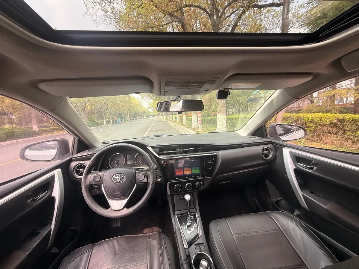 2017 Toyota Corolla 1.2T 116HP L4 CVT,autocango,china used car exporter,china ev exporter,chinese used car exporter,chinese used ev exporter