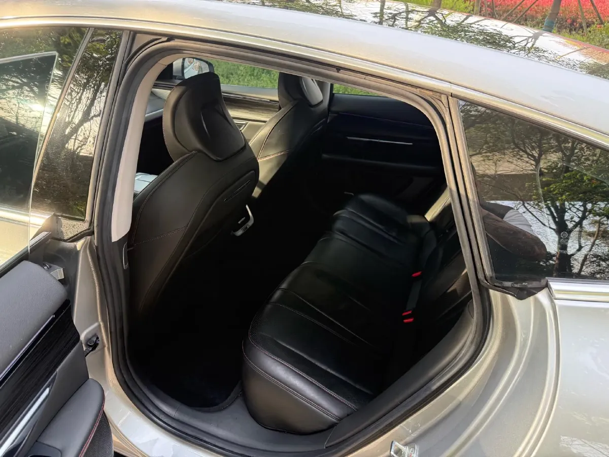 2021 Xpeng P7 BEV 60.2KWH,autocango,china used car exporter,china ev exporter,chinese used car exporter,chinese used ev exporter