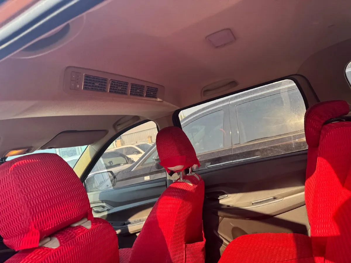 2019 WuLing HongGuang 1.5L 99HP L4 6MT,autocango,china used car exporter,china ev exporter,chinese used car exporter,chinese used ev exporter