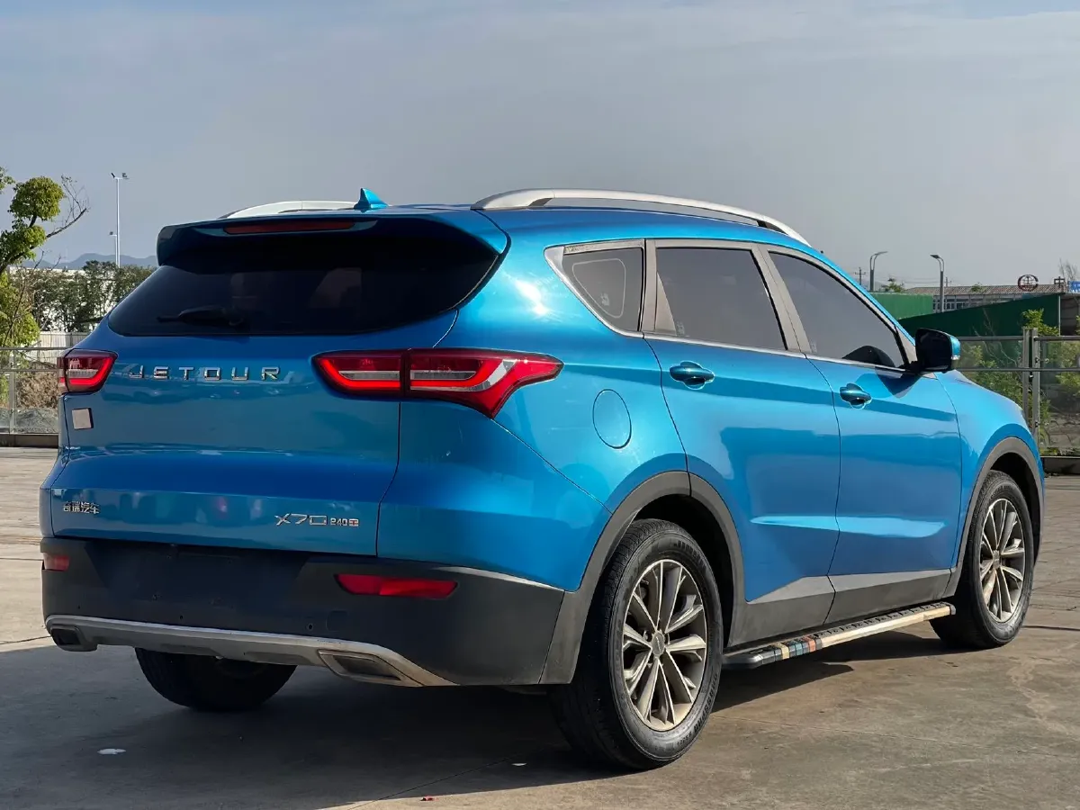 2018 SWM X7 1.8L 137HP L4 5MT,autocango,china used car exporter,china ev exporter,chinese used car exporter,chinese used ev exporter