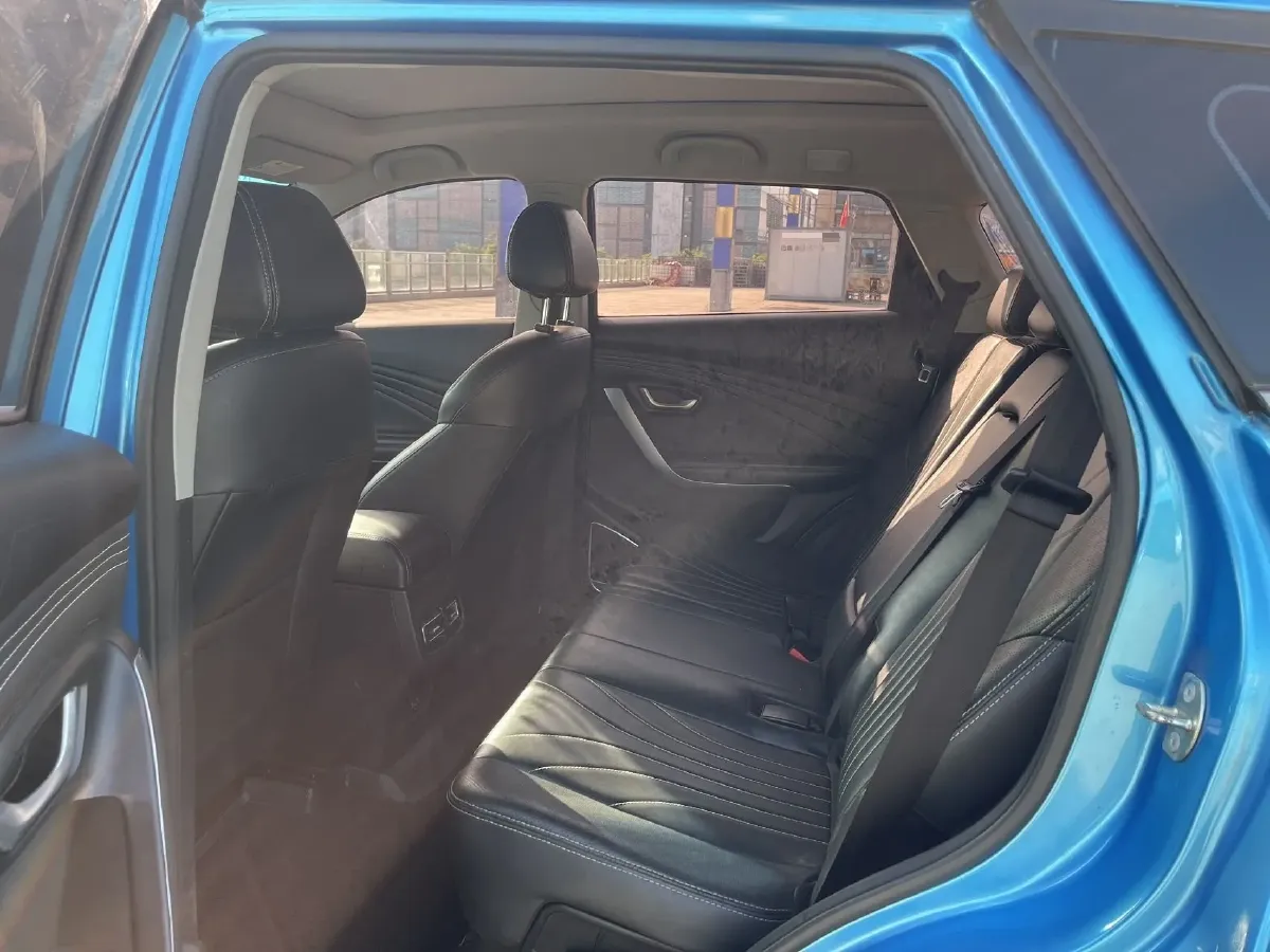 2018 SWM X7 1.8L 137HP L4 5MT,autocango,china used car exporter,china ev exporter,chinese used car exporter,chinese used ev exporter