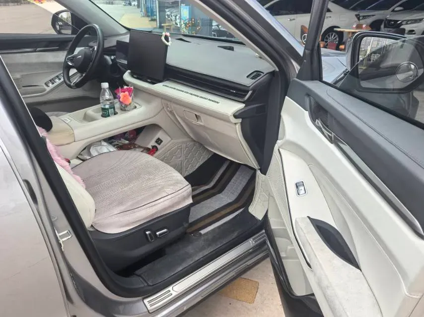 2024 Haval H6 2.0T 238HP L4 9DCT,autocango,china used car exporter,china ev exporter,chinese used car exporter,chinese used ev exporter