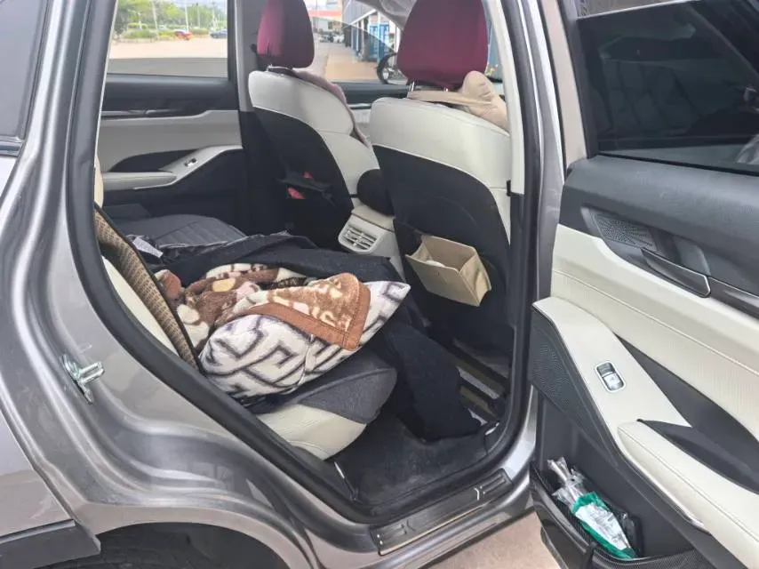 2024 Haval H6 2.0T 238HP L4 9DCT,autocango,china used car exporter,china ev exporter,chinese used car exporter,chinese used ev exporter