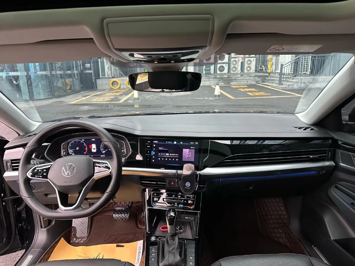 2023 Volkswagen Passat 2.0T 186HP L4 7DCT,autocango,china used car exporter,china ev exporter,chinese used car exporter,chinese used ev exporter