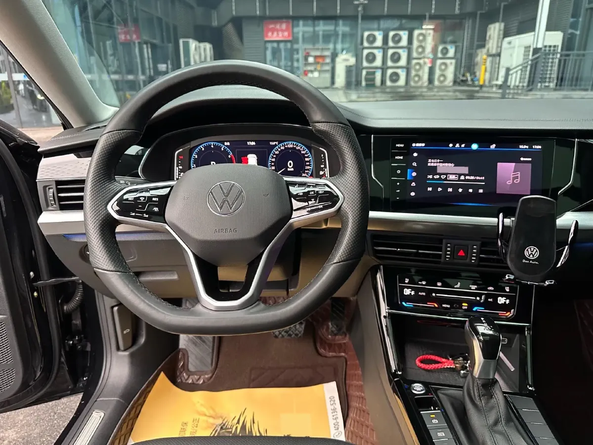 2023 Volkswagen Passat 2.0T 186HP L4 7DCT,autocango,china used car exporter,china ev exporter,chinese used car exporter,chinese used ev exporter