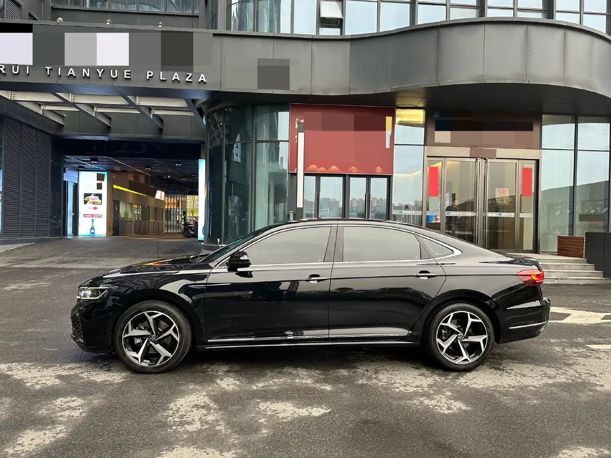 2023 Volkswagen Passat 2.0T 186HP L4 7DCT,autocango,china used car exporter,china ev exporter,chinese used car exporter,chinese used ev exporter