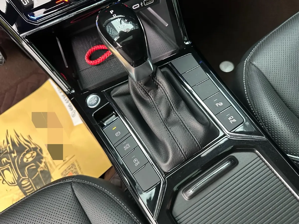 2023 Volkswagen Passat 2.0T 186HP L4 7DCT,autocango,china used car exporter,china ev exporter,chinese used car exporter,chinese used ev exporter