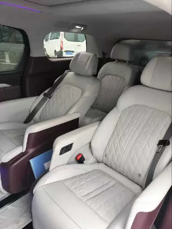 2022 Buick GL8 2.0T 237HP L4 9AT,autocango,china used car exporter,china ev exporter,chinese used car exporter,chinese used ev exporter
