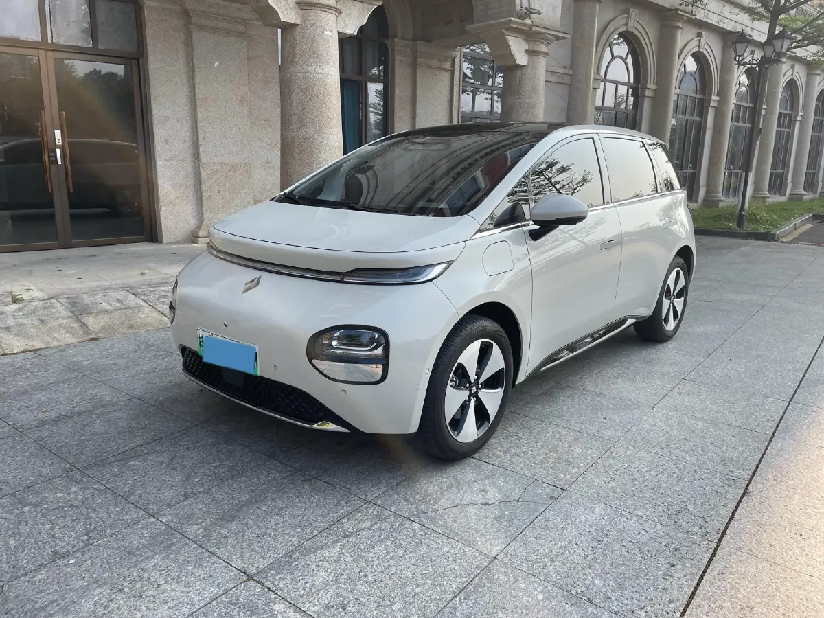2023 BaoJun Cloud BEV 50.6KWH,autocango,china used car exporter,china ev exporter,chinese used car exporter,chinese used ev exporter