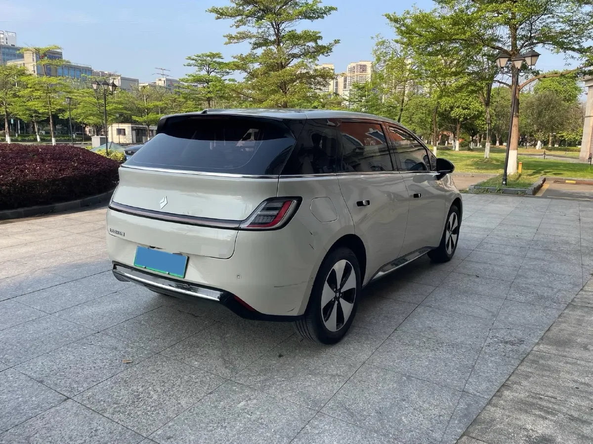 2023 BaoJun Cloud BEV 50.6KWH,autocango,china used car exporter,china ev exporter,chinese used car exporter,chinese used ev exporter