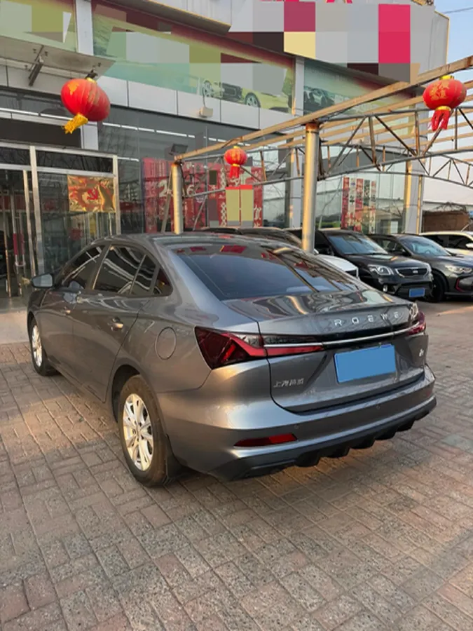 2023 Roewe i5 1.5L 129HP L4 5MT,autocango,china used car exporter,china ev exporter,chinese used car exporter,chinese used ev exporter