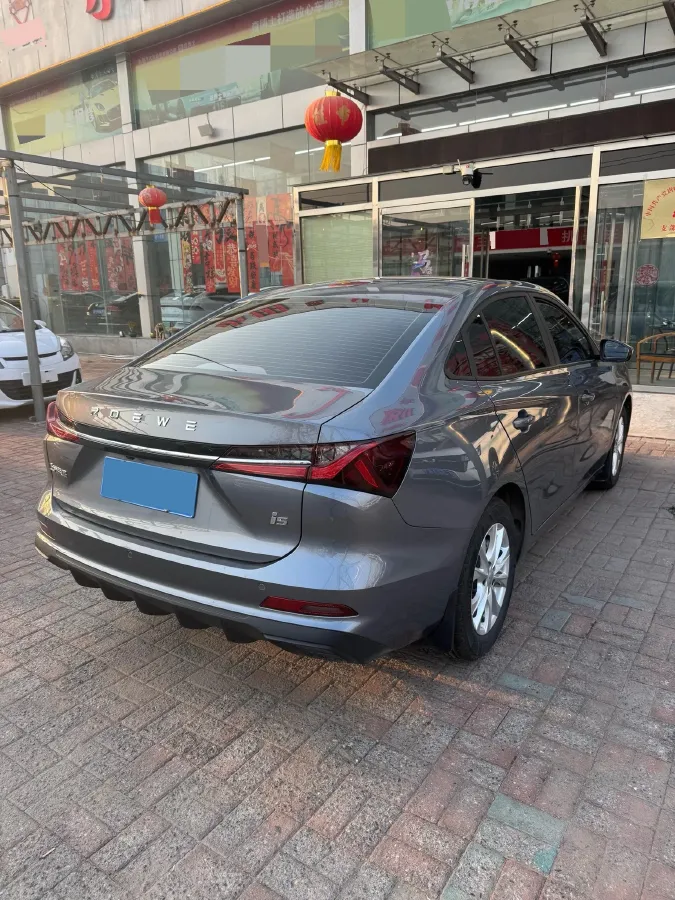 2023 Roewe i5 1.5L 129HP L4 5MT,autocango,china used car exporter,china ev exporter,chinese used car exporter,chinese used ev exporter