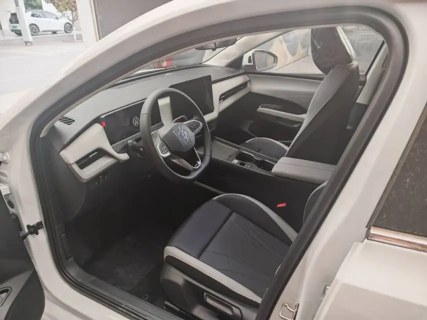 2026 JMC BaoDian 2.5T 160HP L4 8AT,autocango,china used car exporter,china ev exporter,chinese used car exporter,chinese used ev exporter