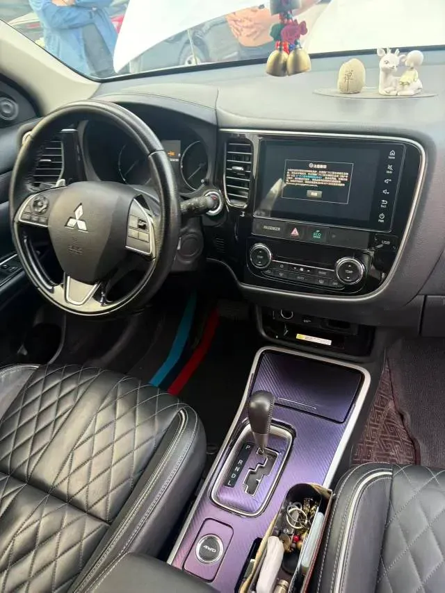 2020 Mitsubishi Outlander 2.4L 192HP L4 CVT,autocango,china used car exporter,china ev exporter,chinese used car exporter,chinese used ev exporter