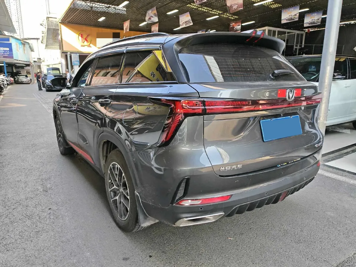 2022 ChangAn CS75 Plus 1.5T 188HP L4 8AT,autocango,china used car exporter,china ev exporter,chinese used car exporter,chinese used ev exporter