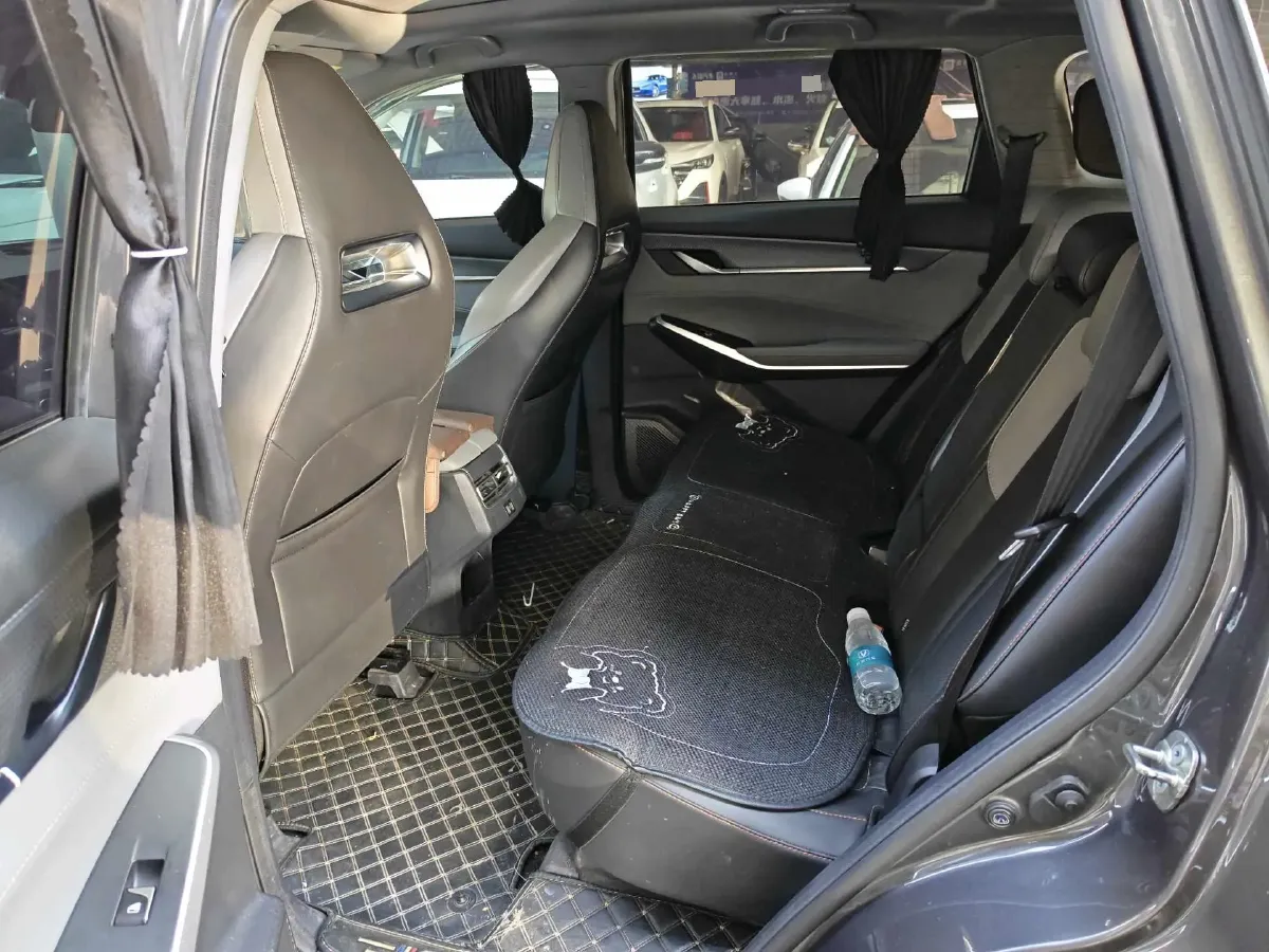 2022 ChangAn CS75 Plus 1.5T 188HP L4 8AT,autocango,china used car exporter,china ev exporter,chinese used car exporter,chinese used ev exporter