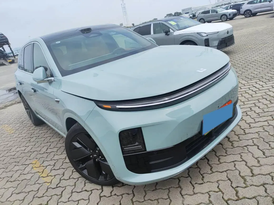 2025 Li L6 Range Extended 154HP L4 REEV,autocango,china used car exporter,china ev exporter,chinese used car exporter,chinese used ev exporter