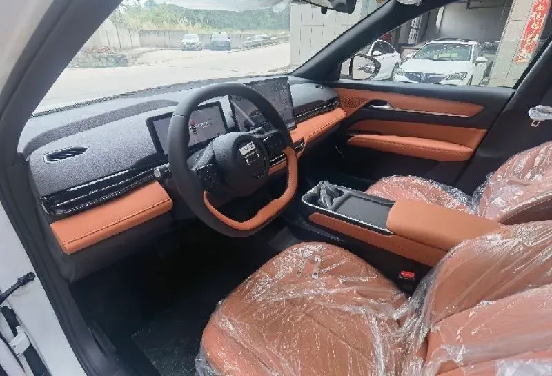 2026 Chery Tiggo 8 1.6T 200HP L4 7DCT,autocango,china used car exporter,china ev exporter,chinese used car exporter,chinese used ev exporter