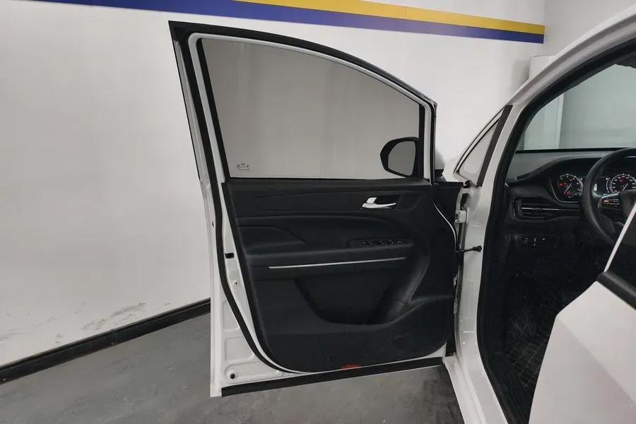 2021 GAC Trumpchi M6 1.5T 169HP L4 7DCT,autocango,china used car exporter,china ev exporter,chinese used car exporter,chinese used ev exporter