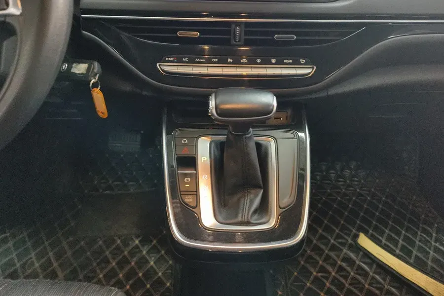 2021 GAC Trumpchi M6 1.5T 169HP L4 7DCT,autocango,china used car exporter,china ev exporter,chinese used car exporter,chinese used ev exporter