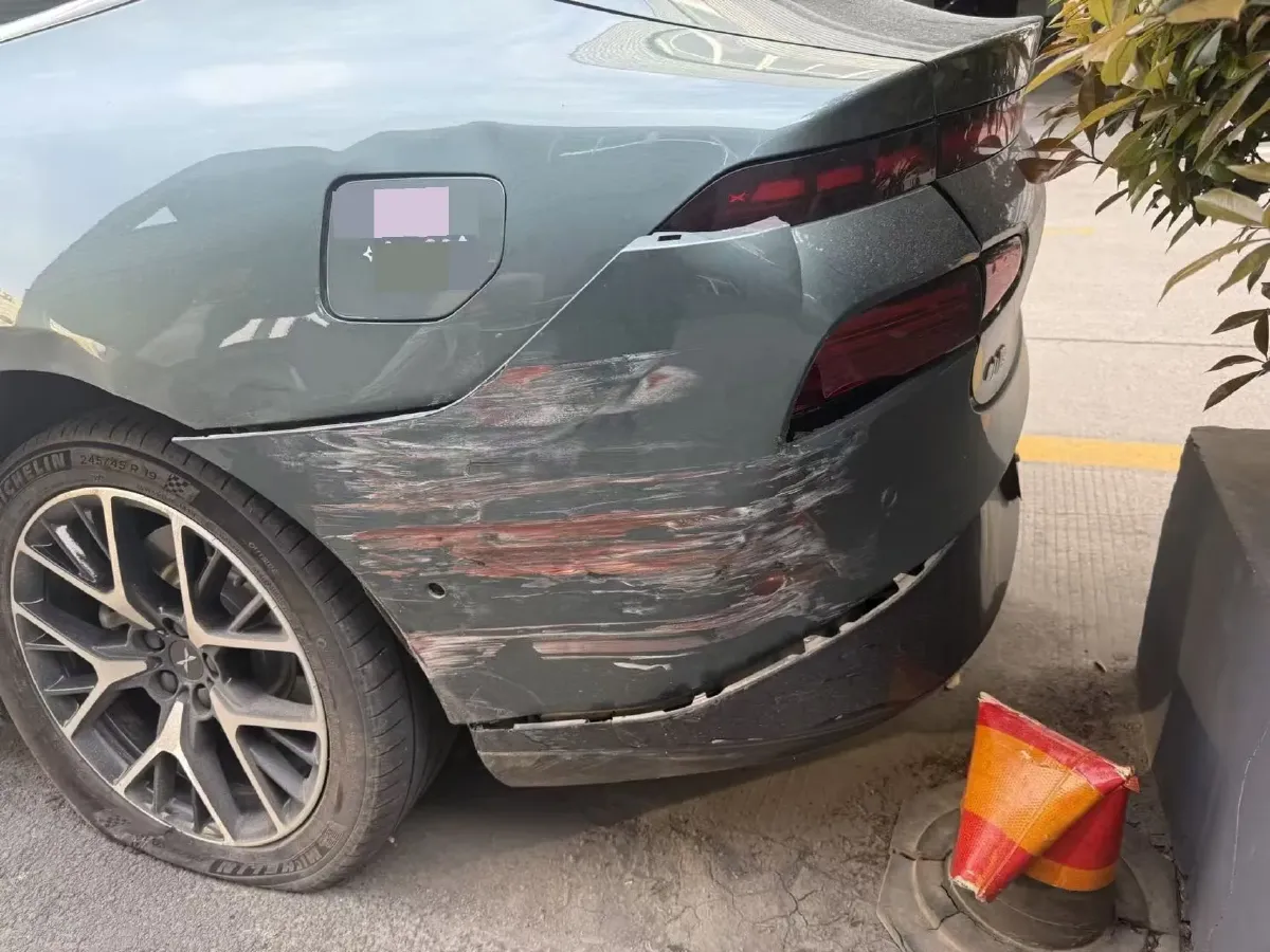 2023 Xpeng P7 BEV 86.2KWH,autocango,china used car exporter,china ev exporter,chinese used car exporter,chinese used ev exporter