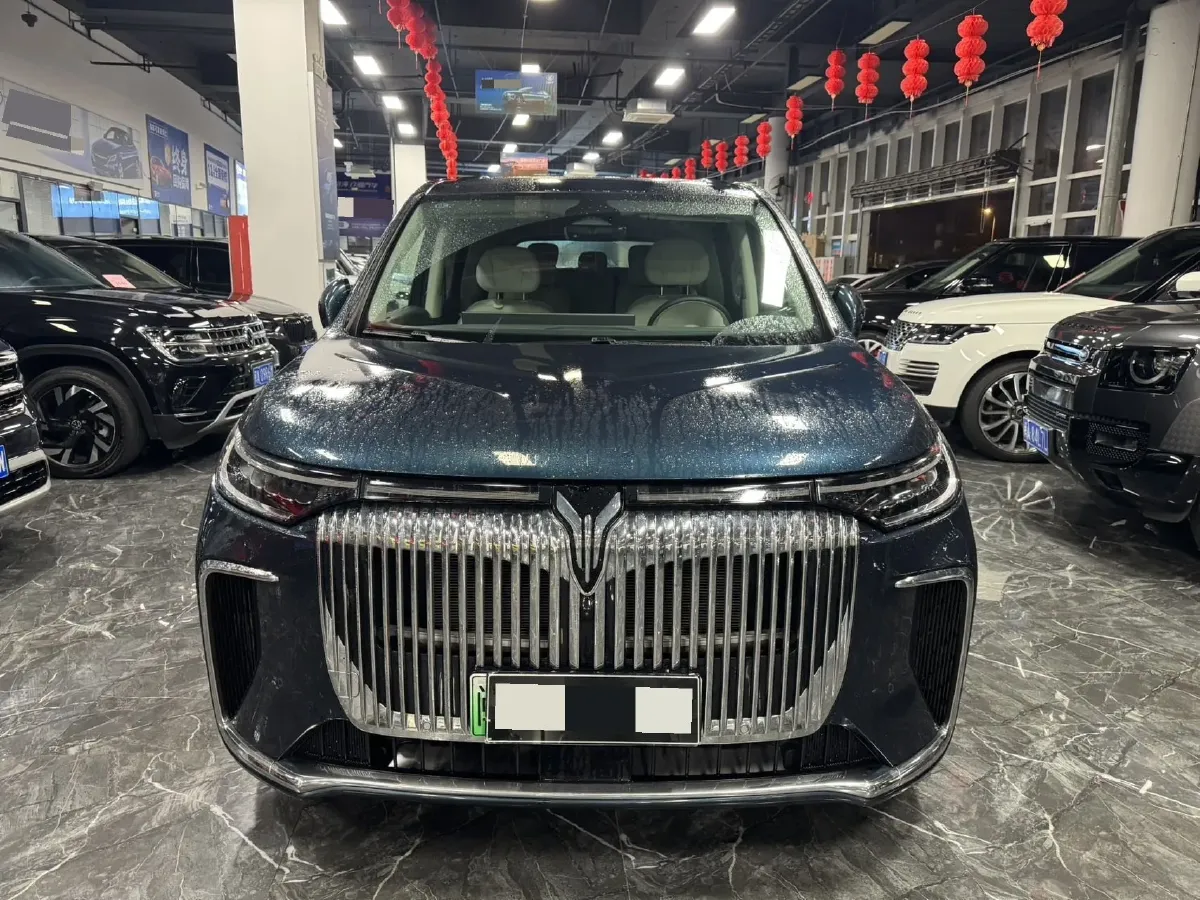 2025 Voyah Dream 1.5T 150HP L4 PHEV 41.7KWH,autocango,china used car exporter,china ev exporter,chinese used car exporter,chinese used ev exporter