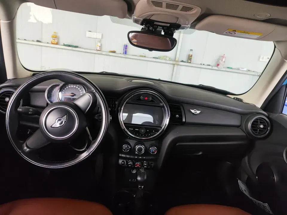 2016 MINI MINI 1.2T 102HP L3 6AT,autocango,china used car exporter,china ev exporter,chinese used car exporter,chinese used ev exporter