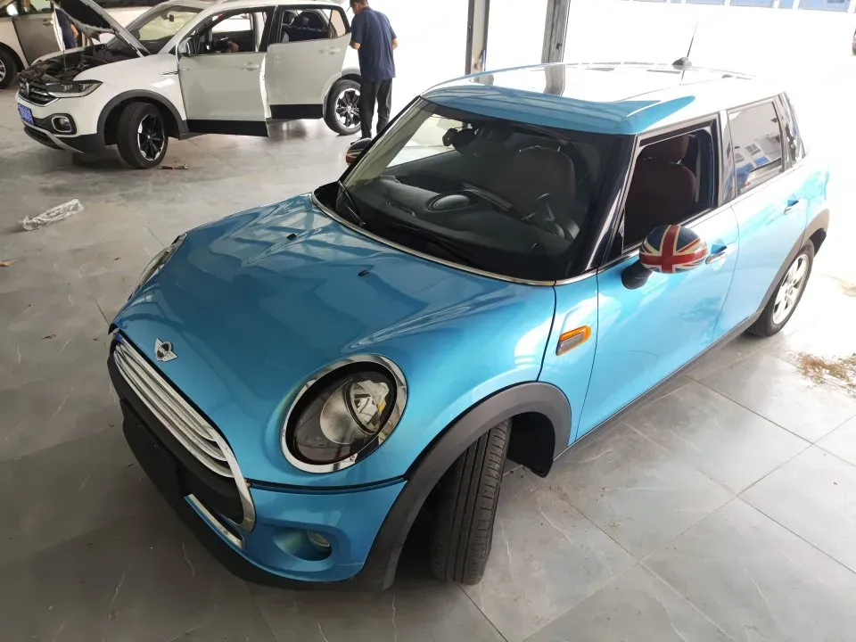 2016 MINI MINI 1.2T 102HP L3 6AT,autocango,china used car exporter,china ev exporter,chinese used car exporter,chinese used ev exporter