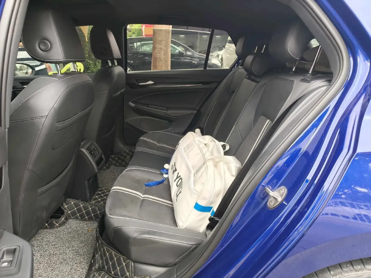 2021 Volkswagen Golf 1.4T 150HP L4 7DCT,autocango,china used car exporter,china ev exporter,chinese used car exporter,chinese used ev exporter