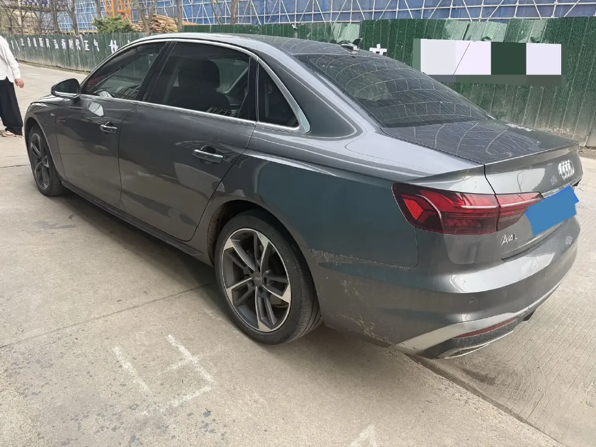 2020 Audi A4L 2.0T 190HP L4 7DCT,autocango,china used car exporter,china ev exporter,chinese used car exporter,chinese used ev exporter