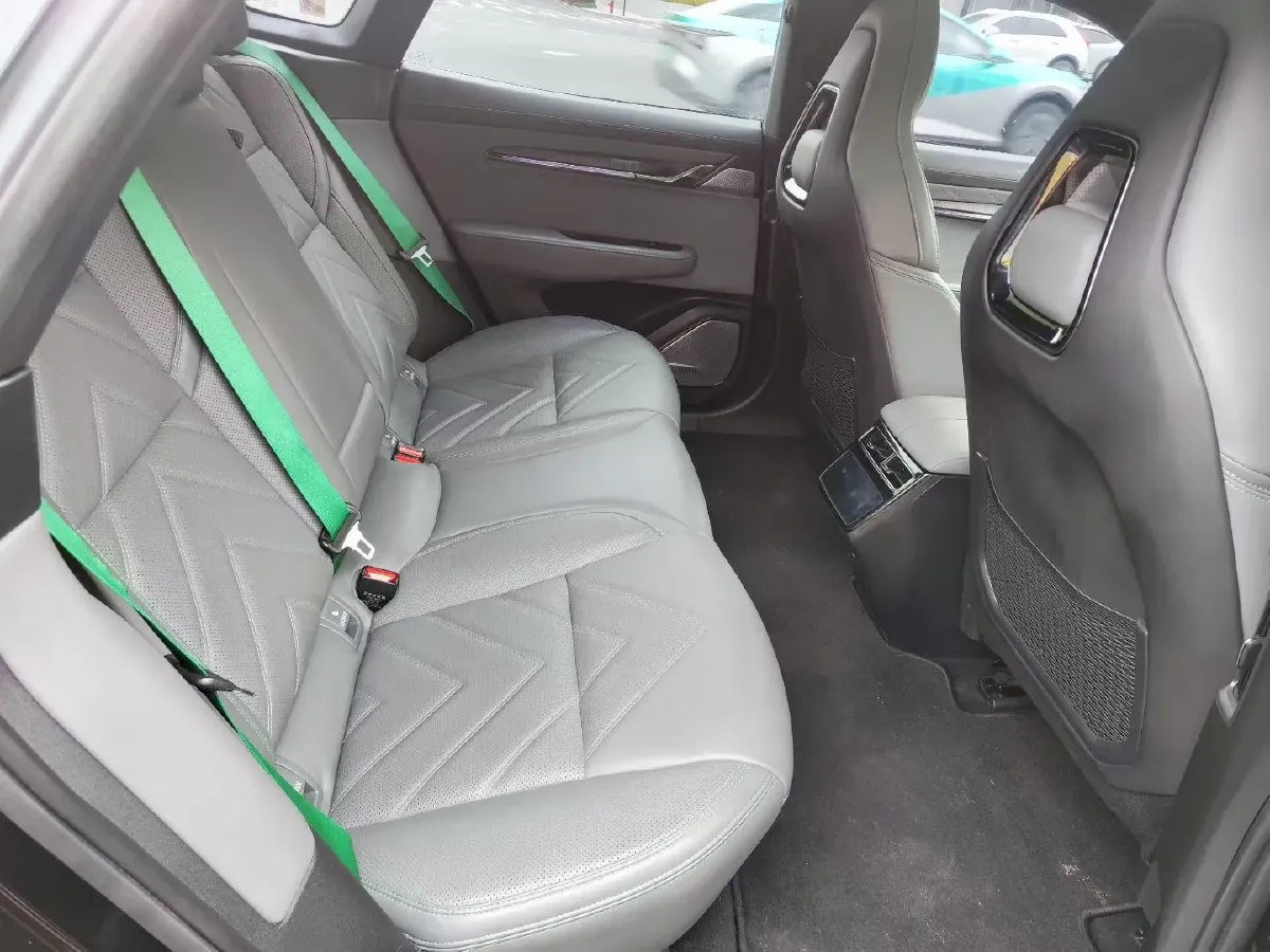 2022 Zeekr 001 BEV 100KWH,autocango,china used car exporter,china ev exporter,chinese used car exporter,chinese used ev exporter